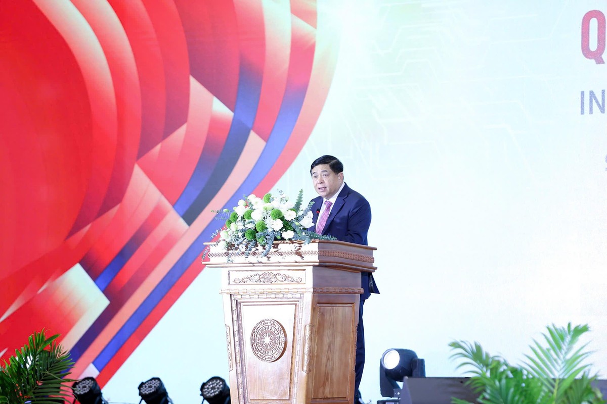 Phó thủ tướng Chính phủ Nguyễn Chí Dũng phát biểu khai mạc. Ảnh: Đức Thanh