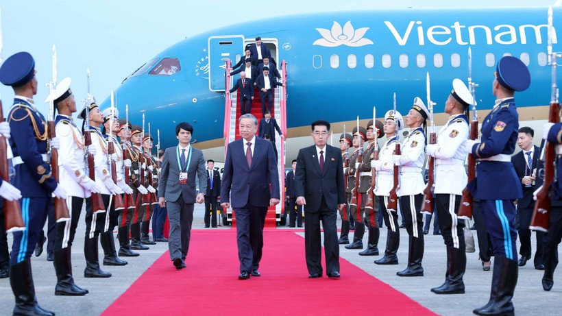 Lễ đón trọng thể Tổng Bí thư Tô Lâm. Ảnh: Thống Nhất. Lễ đón trọng thể Tổng Bí thư Tô Lâm. Ảnh: Thống Nhất.