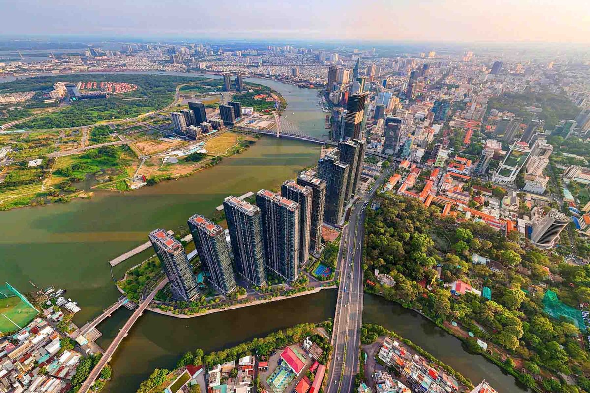 TP.HCM cần tận dụng sức mạnh của siêu đô thị để kiến tạo một hệ sinh thái tài chính toàn diện và bền vững. Ảnh: Lê Toàn.