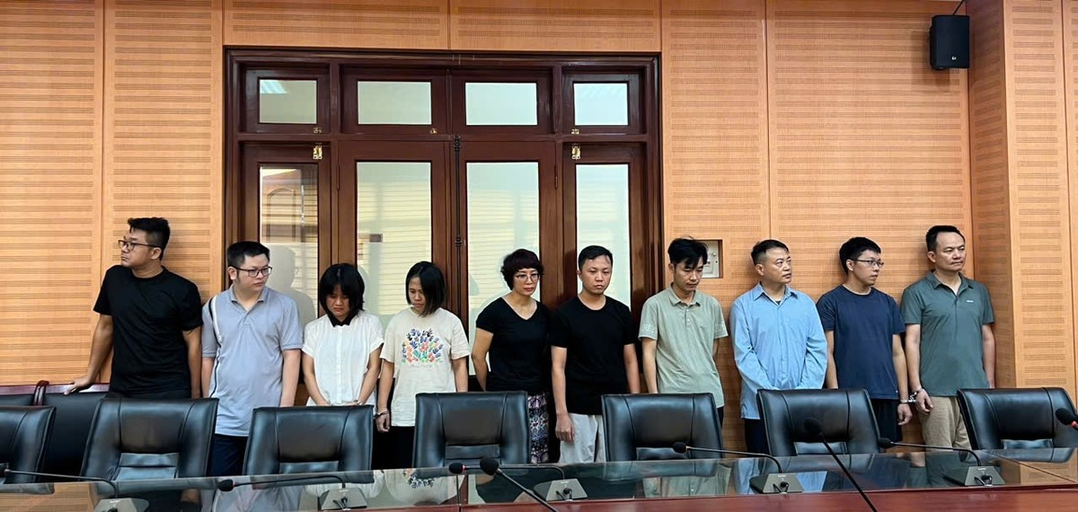 Các đồng phạm của "Shark Bình" trong vụ án. Ảnh: CAHN Các đồng phạm của "Shark Bình" trong vụ án. Ảnh: CAHN