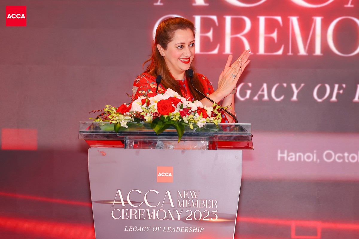 Bà Ayla Majid, Chủ tịch ACCA toàn cầu, chia sẻ niềm tự hào khi chứng kiến sự lớn mạnh không ngừng của ACCA Việt Nam, nơi tinh thần đổi mới và hội nhập quốc tế đang được lan tỏa mạnh mẽ. Ảnh: ACCA Việt Nam