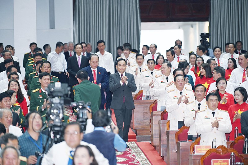 Bí thư Trung ương Đảng, Bí thư Thành ủy TP. Hồ Chí Minh Trần Lưu Quang dự và chỉ đạo Đại hội Đảng Cà Mau