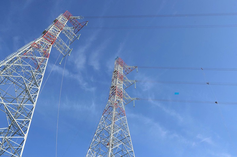 Kết quả là đã hoàn thành Dự án đường dây 500kV Lào Cai - Vĩnh Yên trong thời gian chỉ hơn 6 tháng kể từ ngày khởi công, vượt gần 8 tháng so với tiến độ được phê duyệt trong chủ trương đầu tư.