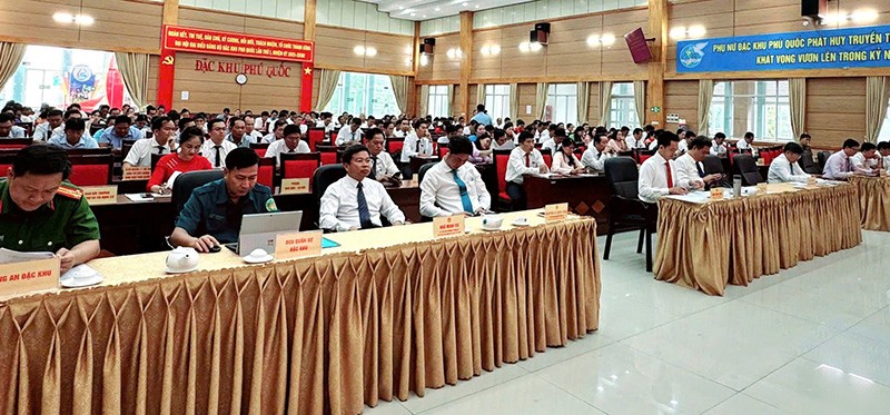 Quang cảnh kỳ họp