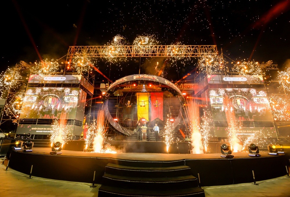 Sân khấu B.Fest năm 2024. Ảnh: DEEP C Sân khấu B.Fest năm 2024. Ảnh: DEEP C