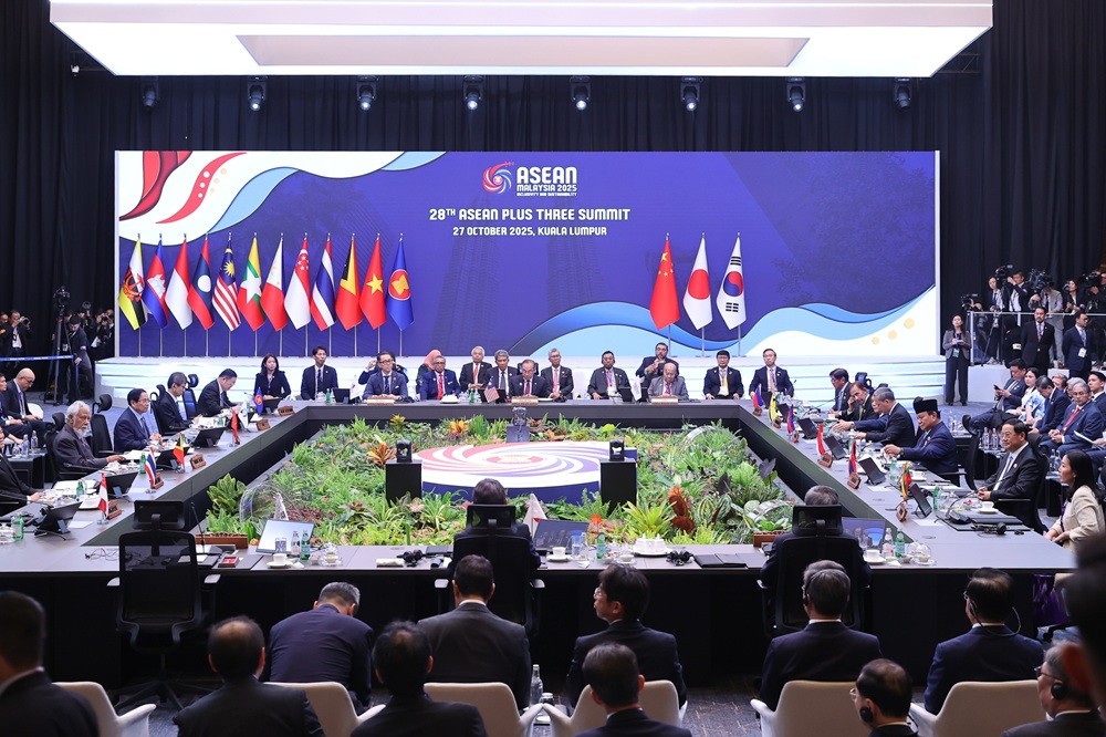 Hội nghị Cấp cao ASEAN+3 với Trung Quốc, Nhật Bản, Hàn Quốc. Ảnh: VGP/Nhật Bắc.