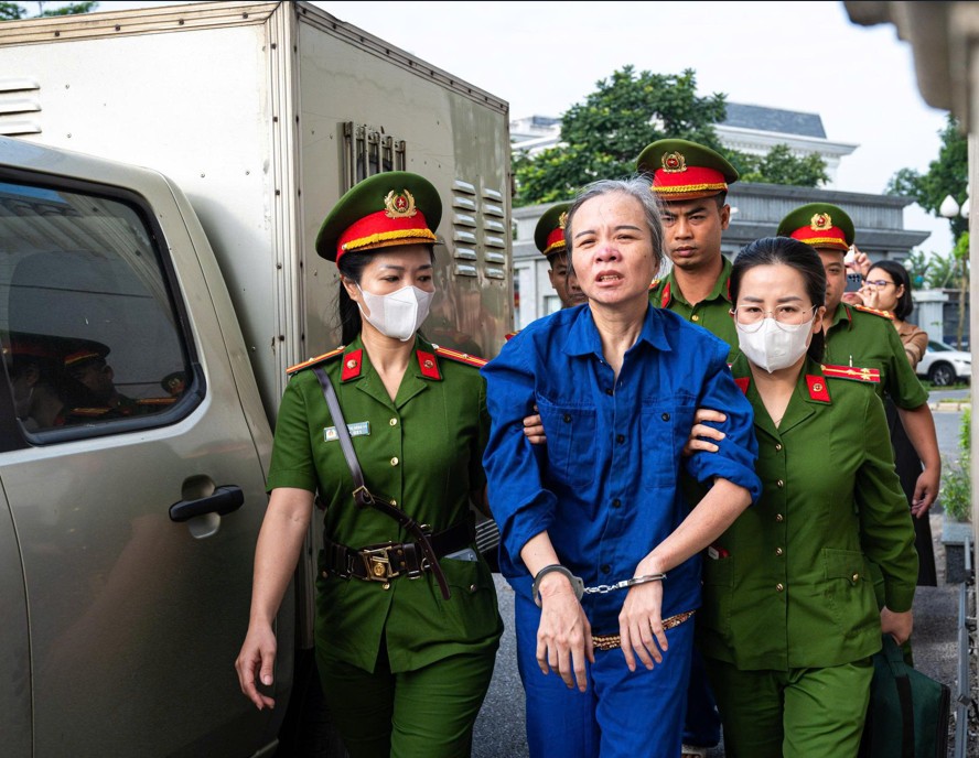 Trong số 4 bị cáo bỏ trốn, bị truy nã, đã có 2 bị cáo ra đầu thú trước khi phiên tòa sơ thẩm diễn ra.