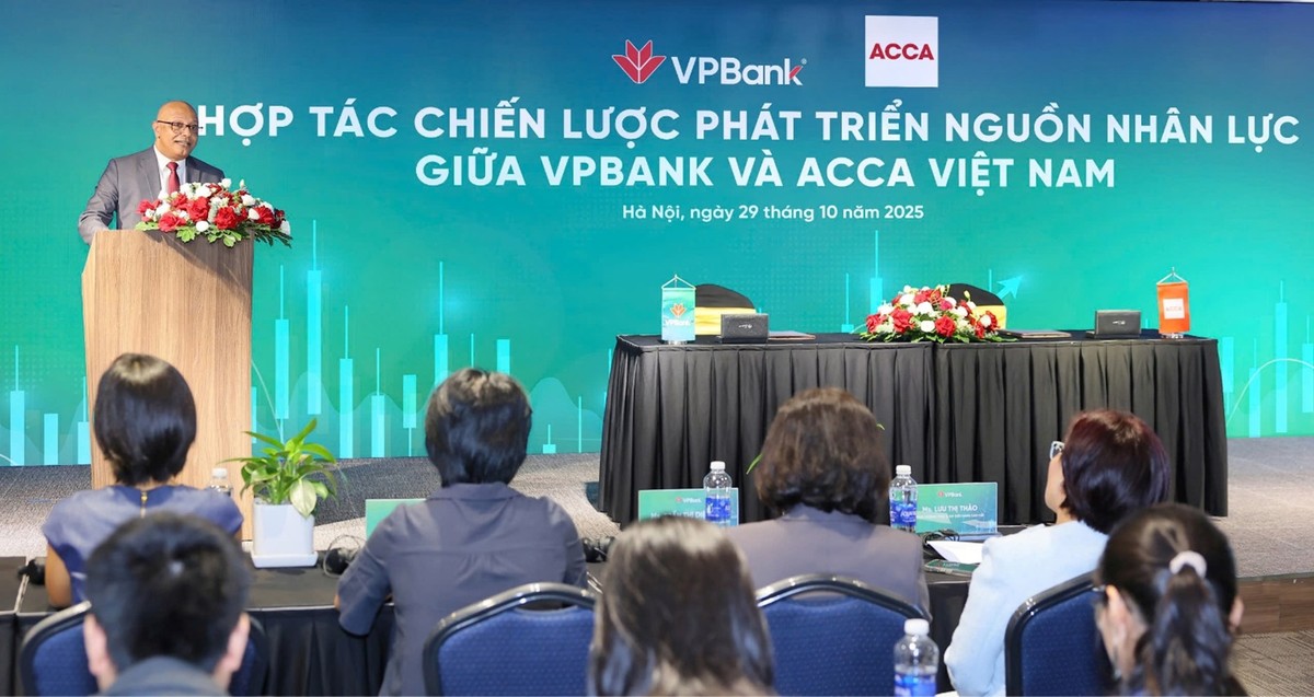 Đại diện ACCA Việt Nam chia sẻ tại sự kiện