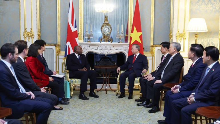 Cuộc gặp gỡ giữa Tổng Bí thư Tô Lâm và Phó Thủ tướng Anh David Lammy. Ảnh: Thống Nhất/TTXVN