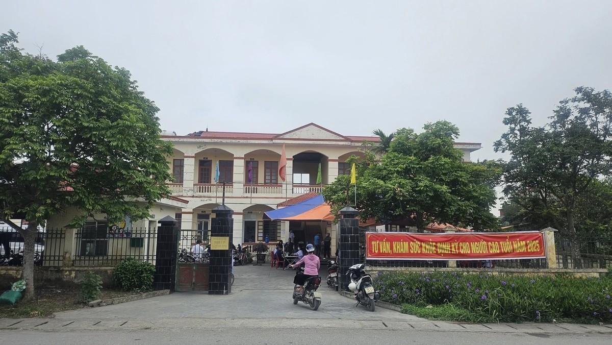 Theo kế hoạch của UBND thành phố Hải Phòng, sẽ tổ chức lại 375 Trạm Y tế cấp xã trực thuộc Trung tâm Y tế huyện trước đây.