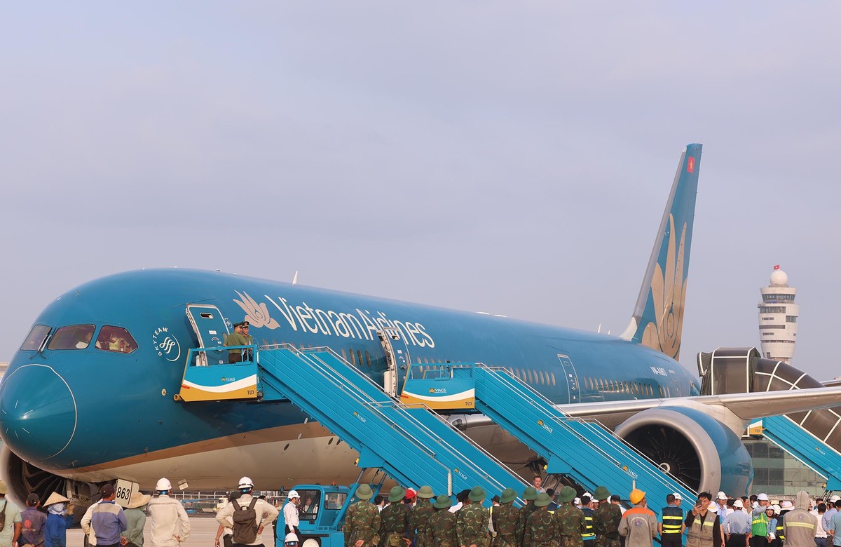 Các lực lượng kiểm soát không lưu, kỹ thuật, khí tượng, thủ tục bay và cứu nạn đã được huấn luyện, bố trí ca kíp theo tài liệu khai thác được thẩm định qua nhiều vòng, đáp ứng tiêu chuẩn của Tổ chức Hàng không Dân dụng Quốc tế (ICAO) và Tổ chức các nhà cung cấp dịch vụ bảo đảm hoạt động bay (CANSO).