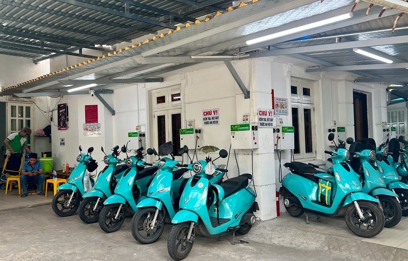 TP.HCM đang thực hiện chuyển đổi xe sử dụng xăng sang xe điện