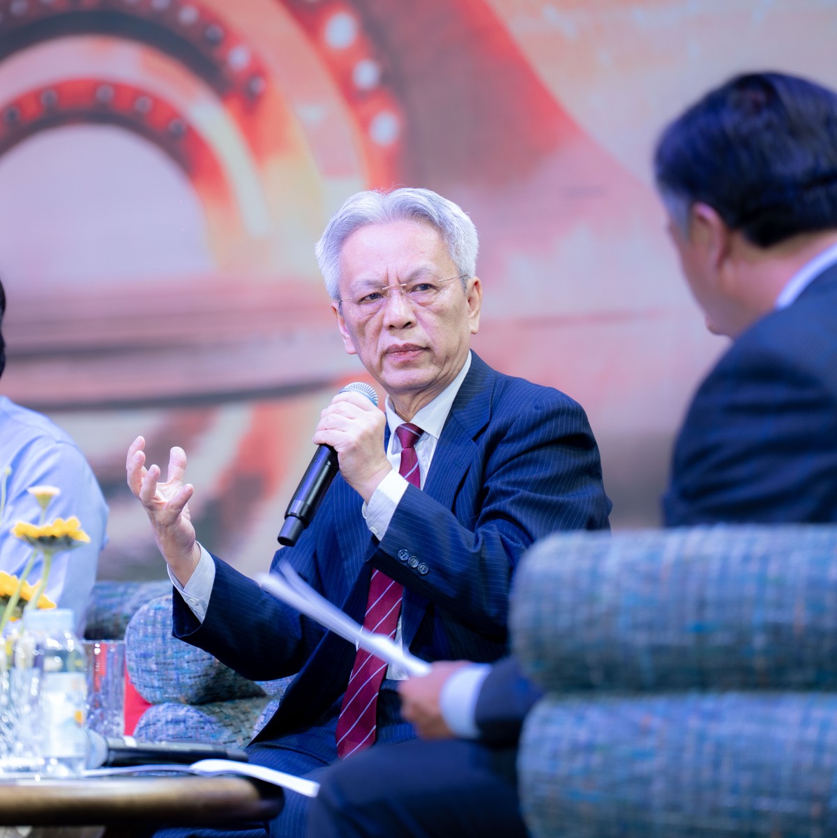 TS Nguyễn Sĩ Dũng - Uỷ viên Hội đồng tư vấn chính sách của Thủ tướng