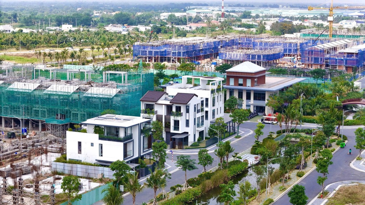 LA Home đang hoàn thiện công trìnhnhà ở tại phân khu LA Sol, đã lên tầng 3