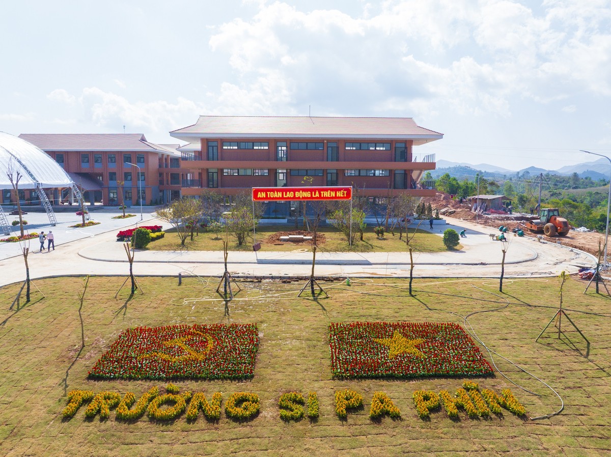 Ảnh: Việt Linh - Ánh Dương