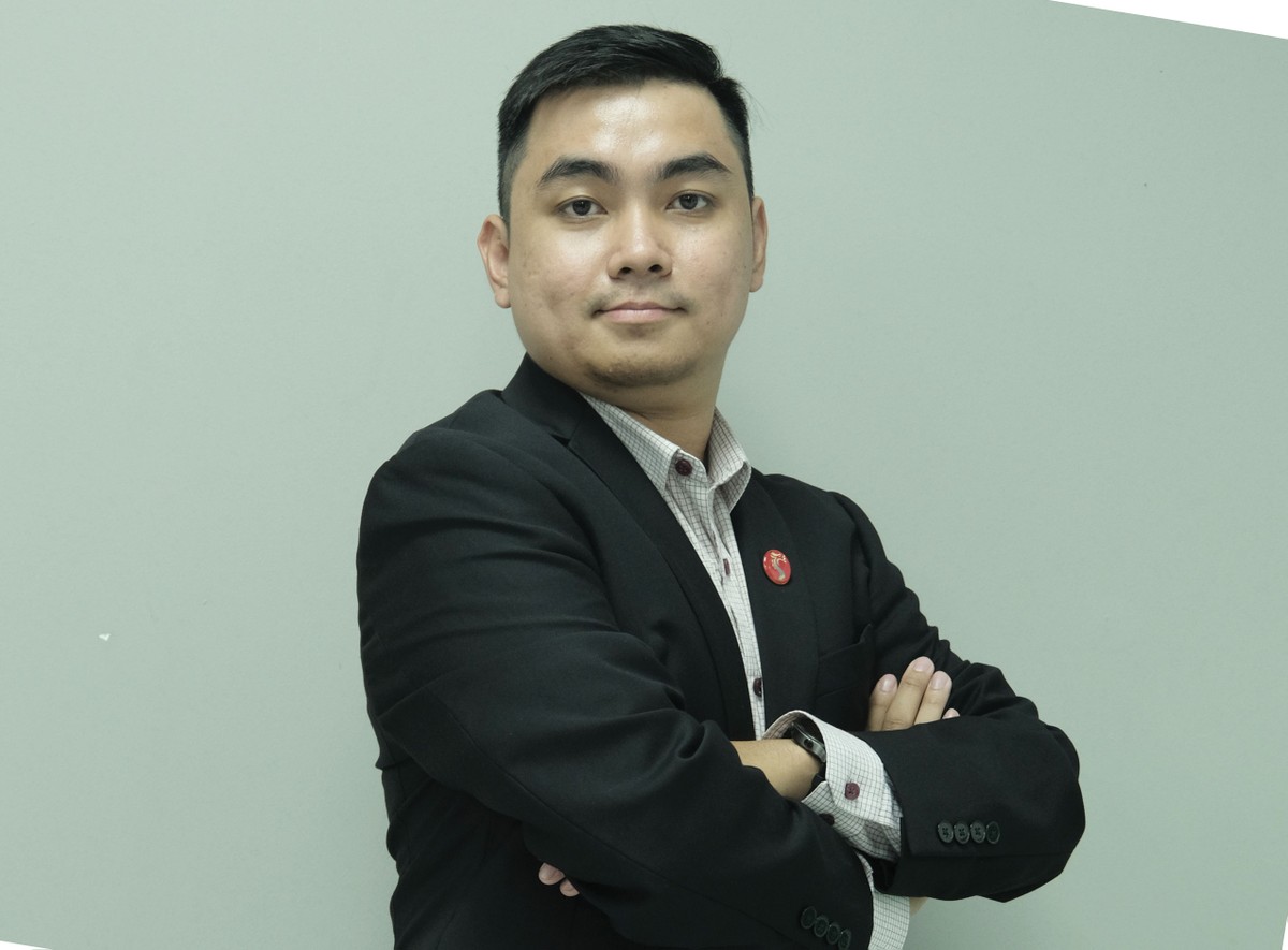 Ông Lê Tự Quốc Hưng - Trưởng phòng cao cấp Bộ phận Phân tích Thị trường &amp; Chiến lược đầu tư, Trung tâm Phân tích Công ty Chứng khoán Rồng Việt