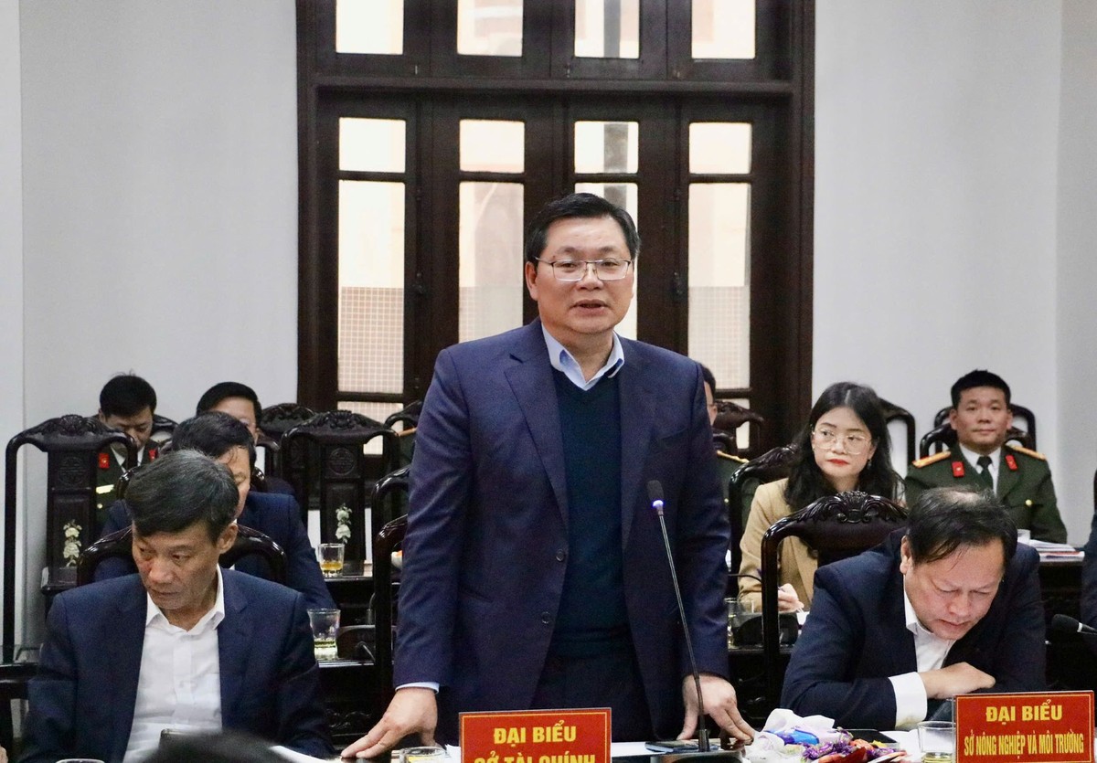 Lãnh đạo Sở Tài chính Hưng Yên phát biểu tại buổi làm việc