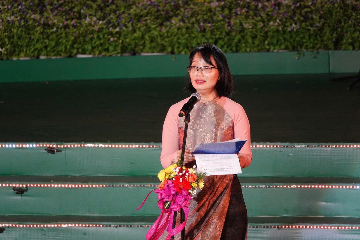 Bà Trần Thị Diệu Thúy, Phó Chủ tịch UBND TP.HCM chia sẻ tại lễ khai mạc.