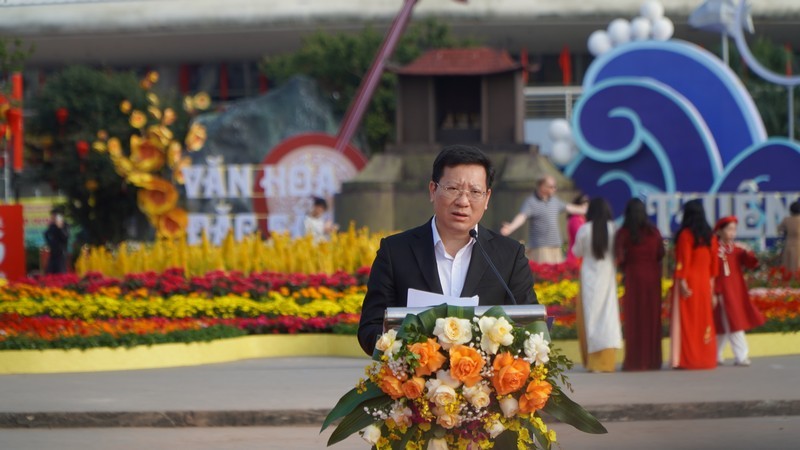 Ông Nguyễn Việt Dũng - Giám đốc Sở Văn hóa, Thể thao và Du lịch tỉnh Quảng Ninh phát biểu tại buổi lễ. Ảnh Tiến Dũng