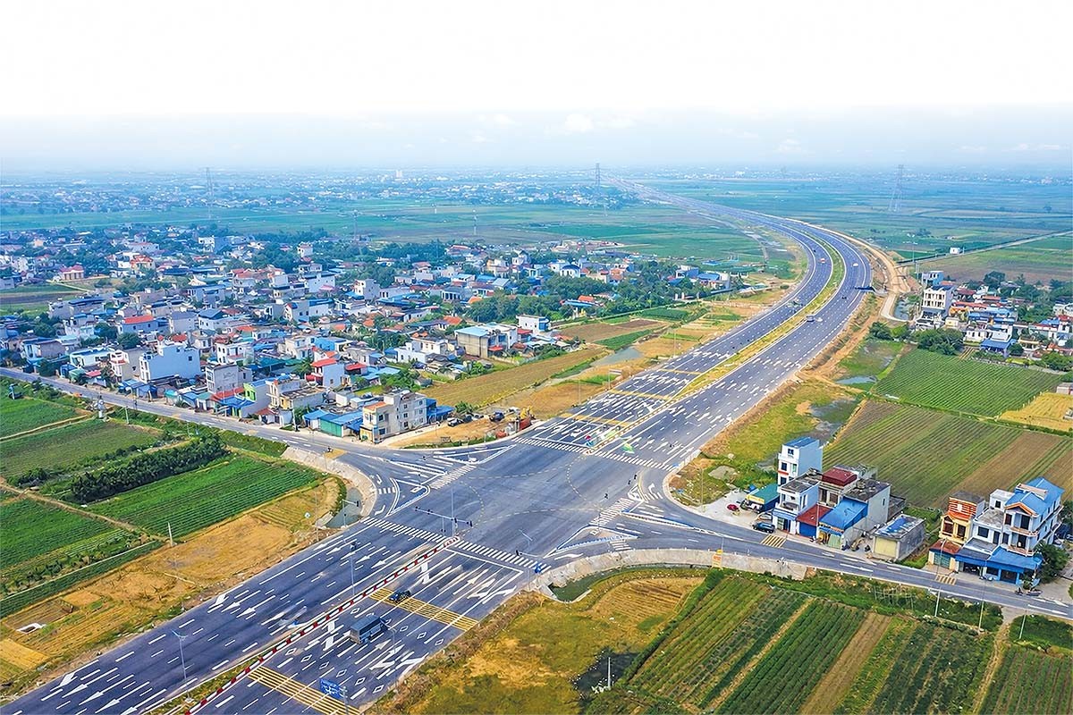 Tuyến đường bộ mới Nam Định - Lạc Quần - đường bộ ven biển quy mô 8 làn xe, tổng mức đầu tư 6.400 tỷ đồng Tuyến đường bộ mới Nam Định - Lạc Quần - đường bộ ven biển quy mô 8 làn xe, tổng mức đầu tư 6.400 tỷ đồng