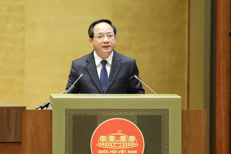 Đồng chí Trịnh Văn Quyết, Ủy viên Bộ Chính trị, Bí thư Trung ương Đảng, Trưởng ban Tuyên giáo và Dân vận Trung ương truyền đạt nội dung cốt lõi của Nghị quyết số 80-NQ/TƯ.