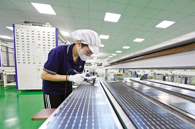 Cải thiện môi trường kinh doanh, nâng cao chất lượng nguồn nhân lực sẽ tạo đà cho Việt Nam tăng trưởng cao và bền vững. Ảnh: Đức Thanh Cải thiện môi trường kinh doanh, nâng cao chất lượng nguồn nhân lực sẽ tạo đà cho Việt Nam tăng trưởng cao và bền vững. Ảnh: Đức Thanh