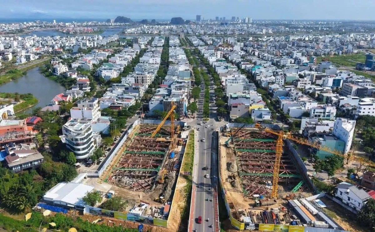 Một dự án căn hộ mới đang được thi công xây dựng tại khu vực Hoà Xuân, TP. Đà Nẵng. Ảnh (nguồn): Tân Hồ