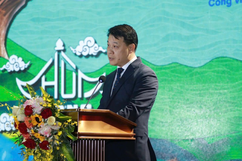 Ông Nguyễn Trần Quang - Phó Giám đốc Sở Du lịch Hà Nội phát biểu khai mạc Lễ hội. Ảnh: Hà Thu