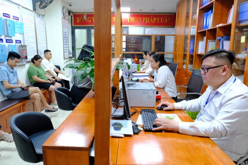 Việc hoàn thiện quy định xử lý kỷ luật viên chức được kỳ vọng góp phần nâng cao kỷ cương, kỷ luật hành chính trong khu vực sự nghiệp công lập. Việc hoàn thiện quy định xử lý kỷ luật viên chức được kỳ vọng góp phần nâng cao kỷ cương, kỷ luật hành chính trong khu vực sự nghiệp công lập.