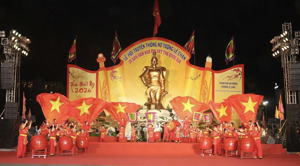 Một tiết mục của cô và trò trường Tiểu học Nguyễn Văn Tố tại Lễ hội truyền thống Nữ tướng Lê Chân năm 2026 vừa diễn ra.