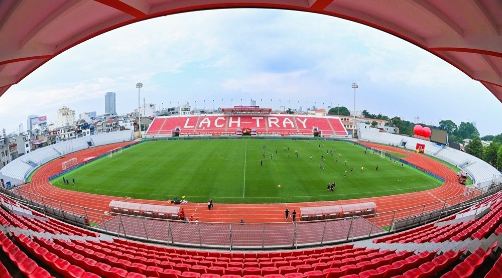 Sân vận động Lạch Tray, Hải Phòng. Ảnh: Tiến Huy