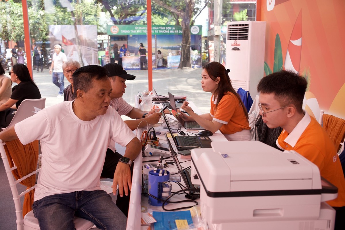 Ông Bùi Thanh Tú, Giám đốc marketing BestPrice Travel thông tin, mùa du lịch hè luôn là cao điểm của các dòng sản phẩm dành cho gia đình, đặc biệt là nhóm khách có trẻ nhỏ. Vì vậy, các điểm đến biển hoặc những nơi có khu vui chơi, giải trí như Đà Nẵng, Phú Quốc, Nha Trang, Phú Yên… sẽ tiếp tục chiếm ưu thế trong lựa chọn của du khách.