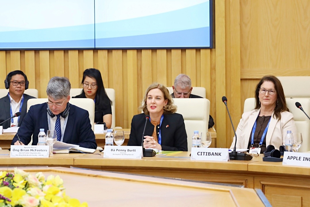 Đại diện các doanh nghiệp Mỹ tại buổi làm việc với lãnh đạo Bộ Công thương.