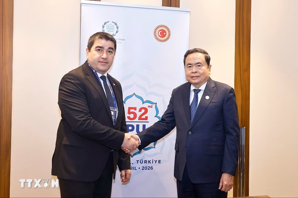 Chủ tịch Quốc hội Trần Thanh Mẫn và Chủ tịch Quốc hội Georgia S. Papuashvili.