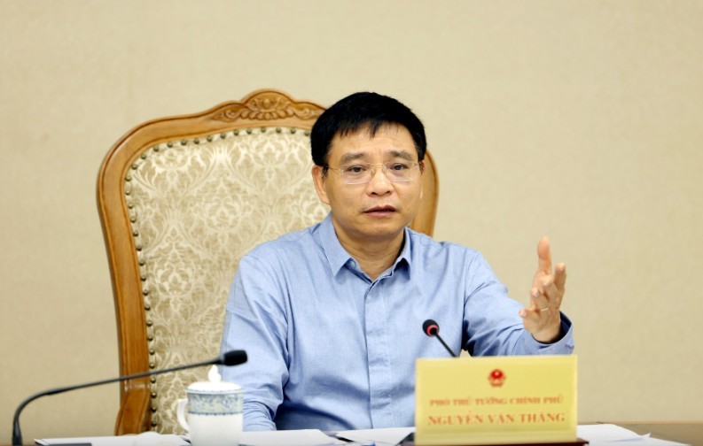 Phó Thủ tướng Nguyễn Văn Thắng yêu cầu đẩy mạnh công tác thanh tra, kiểm tra và giám sát thị trường, kiểm tra việc chấp hành pháp luật về giá - Ảnh: VGP.