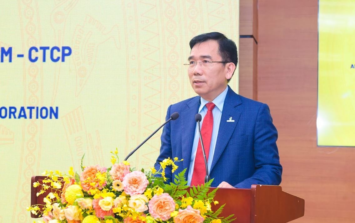 Ông Lê Xuân Huyên – Phó Tổng Giám đốc phụ trách Ban điều hành Petrovietnam đề nghị, trong thời gian tới các bên tiếp tục tăng cường phối hợp chặt chẽ, triển khai dự án đúng tiến độ, bảo đảm an toàn, hiệu quả.