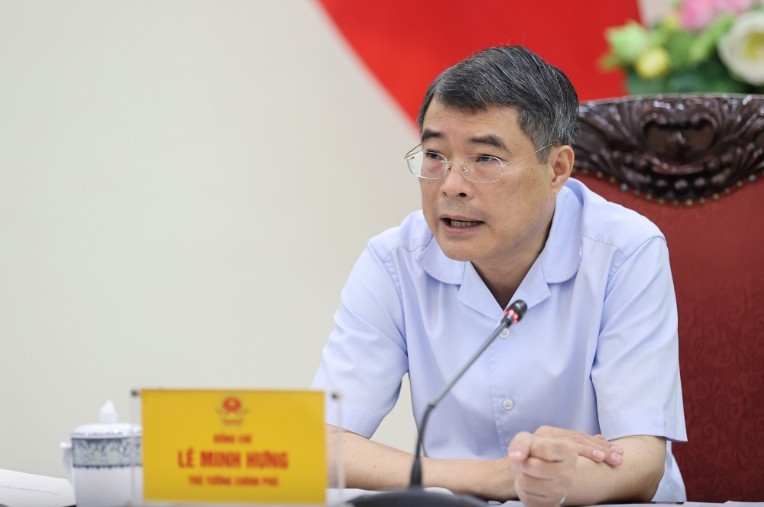 Thủ tướng Lê Minh Hưng nêu rõ, mục tiêu hoàn thành, đưa dự án vào khai thác thương mại trong năm 2026 là nhiệm vụ bắt buộc phải thực hiện - Ảnh: VGP.