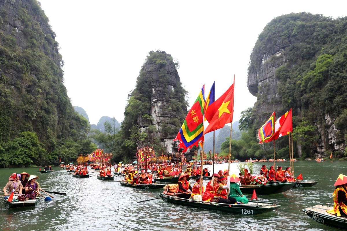 Lễ hội cũng thể hiện rõ vai trò của cộng đồng trong bảo tồn và phát huy giá trị di sản.