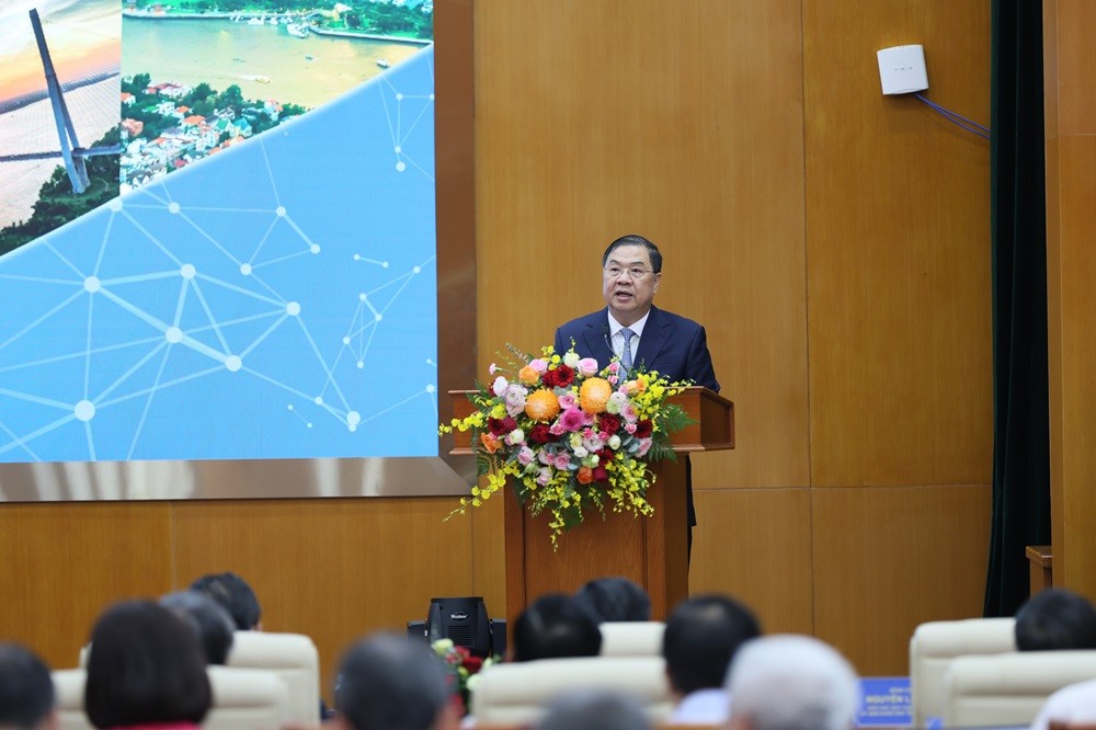 Phó Thủ tướng Thường trực Chính phủ Phạm Gia Túc chỉ đạo hội nghị. Ảnh: Mạnh Tuấn.