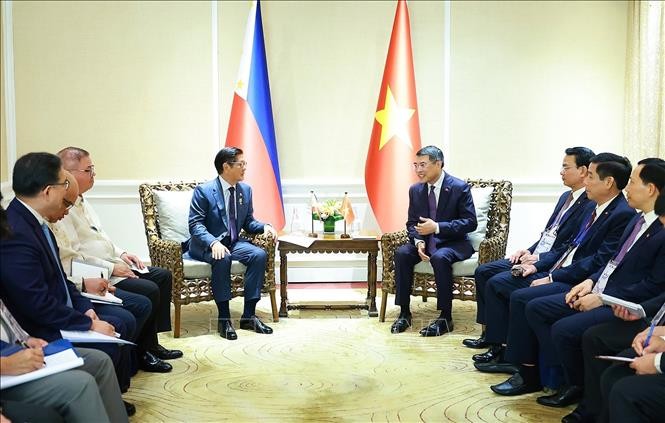 Thủ tướng Chính phủ Lê Minh Hưng gặp Tổng thống Philippines Ferdinand Romualdez Marcos Jr, Chủ tịch ASEAN năm 2026.