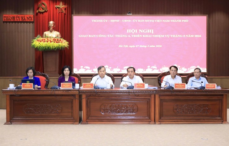 Lãnh đạo TP. Hà Nội chủ trì Hội nghị.