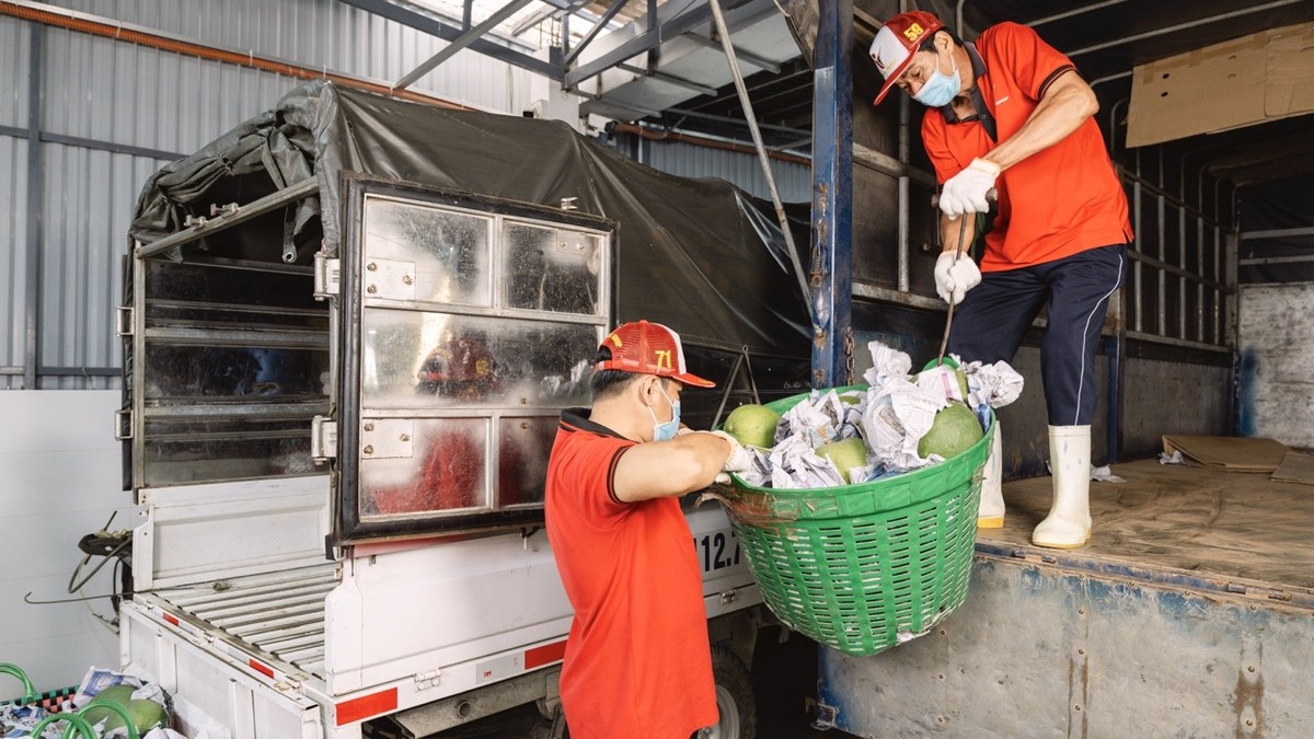 Phía sau những con số tăng trưởng là nhiều sức ép ngày càng hiện hữu đối với cộng đồng doanh nghiệp xuất khẩu.