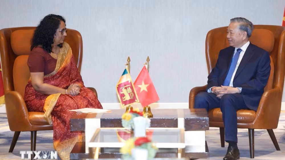 Tổng Bí thư, Chủ tịch nước Tô Lâm hội kiến Thủ tướng Sri Lanka Harini Amarasuriya. (Ảnh: Thống Nhất/TTXVN)