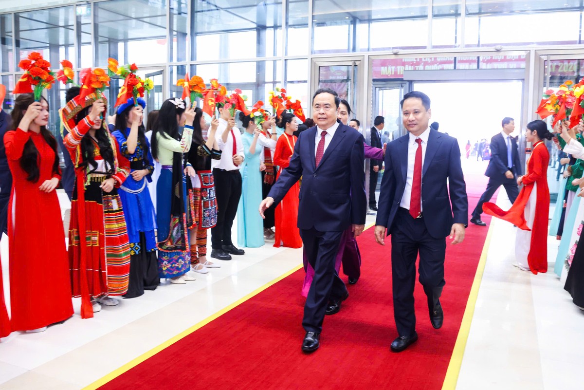 Chủ tịch Quốc hội Trần Thanh Mẫn tới dự Đại hội.
