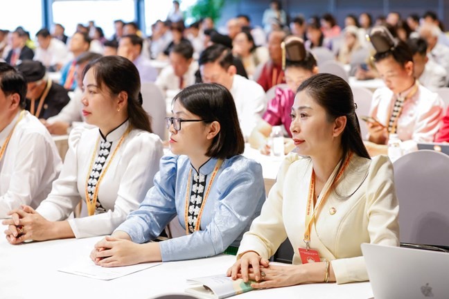 Các đại biểu tham dự tại Trung tâm thảo luận số 1.