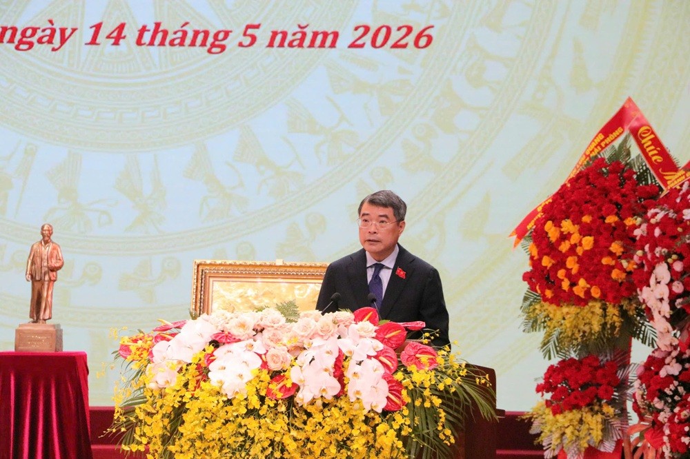 Thủ tướng Chính phủ Lê Minh Hưng phát biểu tại lễ đón nhận danh hiệu Anh hùng Lực lượng vũ trang nhân dân của Công an TP. Hải Phòng Thủ tướng Chính phủ Lê Minh Hưng phát biểu tại lễ đón nhận danh hiệu Anh hùng Lực lượng vũ trang nhân dân của Công an TP. Hải Phòng