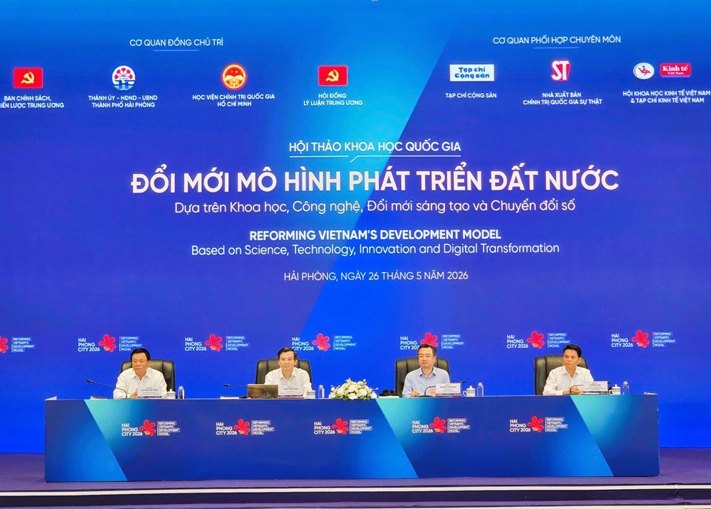 Hội thảo khoa học quốc gia với chủ đề “Đổi mới mô hình phát triển đất nước dựa trên khoa học, công nghệ, đổi mới sáng tạo và chuyển đổi số”