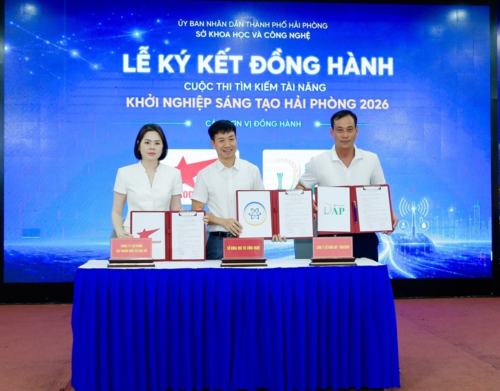 Lễ ký kết đồng hành cuộc thi giữa Công ty cổ phần Tập đoàn Đầu tư Sao Đỏ với Sở Khoa học và Công nghệ Hải Phòng; Trung tâm Đổi mới sáng tạo và Ứng dụng khoa học - công nghệ Hải Phòng Lễ ký kết đồng hành cuộc thi giữa Công ty cổ phần Tập đoàn Đầu tư Sao Đỏ với Sở Khoa học và Công nghệ Hải Phòng; Trung tâm Đổi mới sáng tạo và Ứng dụng khoa học - công nghệ Hải Phòng
