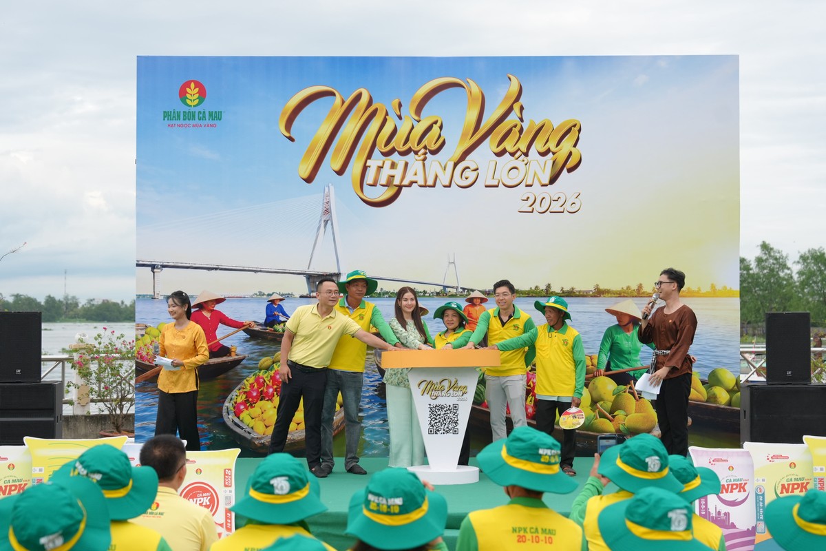 Toàn cảnh sự kiện livestream tại bến Ninh Kiều