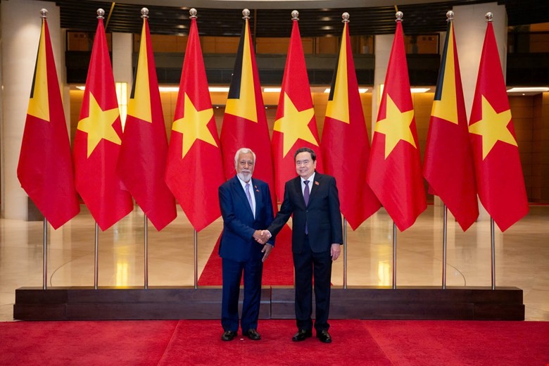 Chủ tịch Quốc hội Trần Thanh Mẫn hội kiến Thủ tướng Cộng hòa Dân chủ Timor-Leste Kay Rala Xanana Gusmão. Chủ tịch Quốc hội Trần Thanh Mẫn hội kiến Thủ tướng Cộng hòa Dân chủ Timor-Leste Kay Rala Xanana Gusmão.
